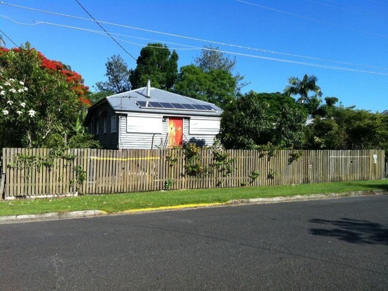 23 Glen Holm Street, MITCHELTON QLD, Mitchelton - Thumbnail 3