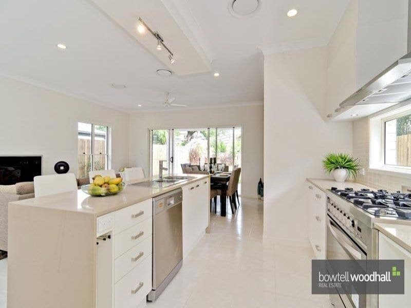 74 Blaker Road, MITCHELTON QLD, Mitchelton - Thumbnail 3