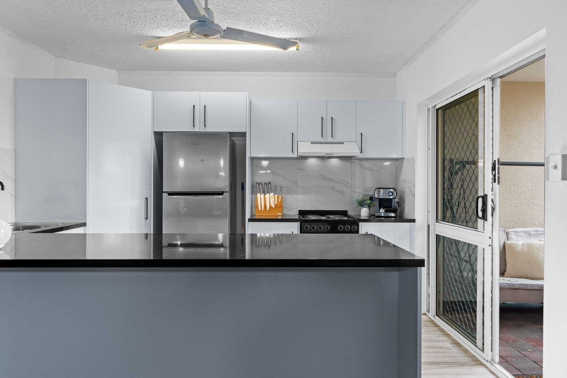 2/11 Balaclava Road, Earlville QLD, Earlville - Thumbnail 3