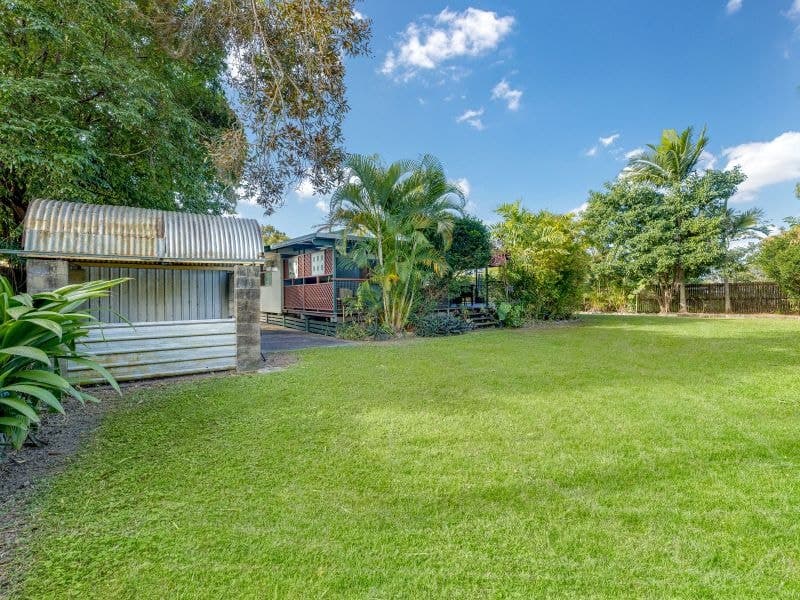 2 Witney Street, Manoora QLD, Manoora - Thumbnail 3