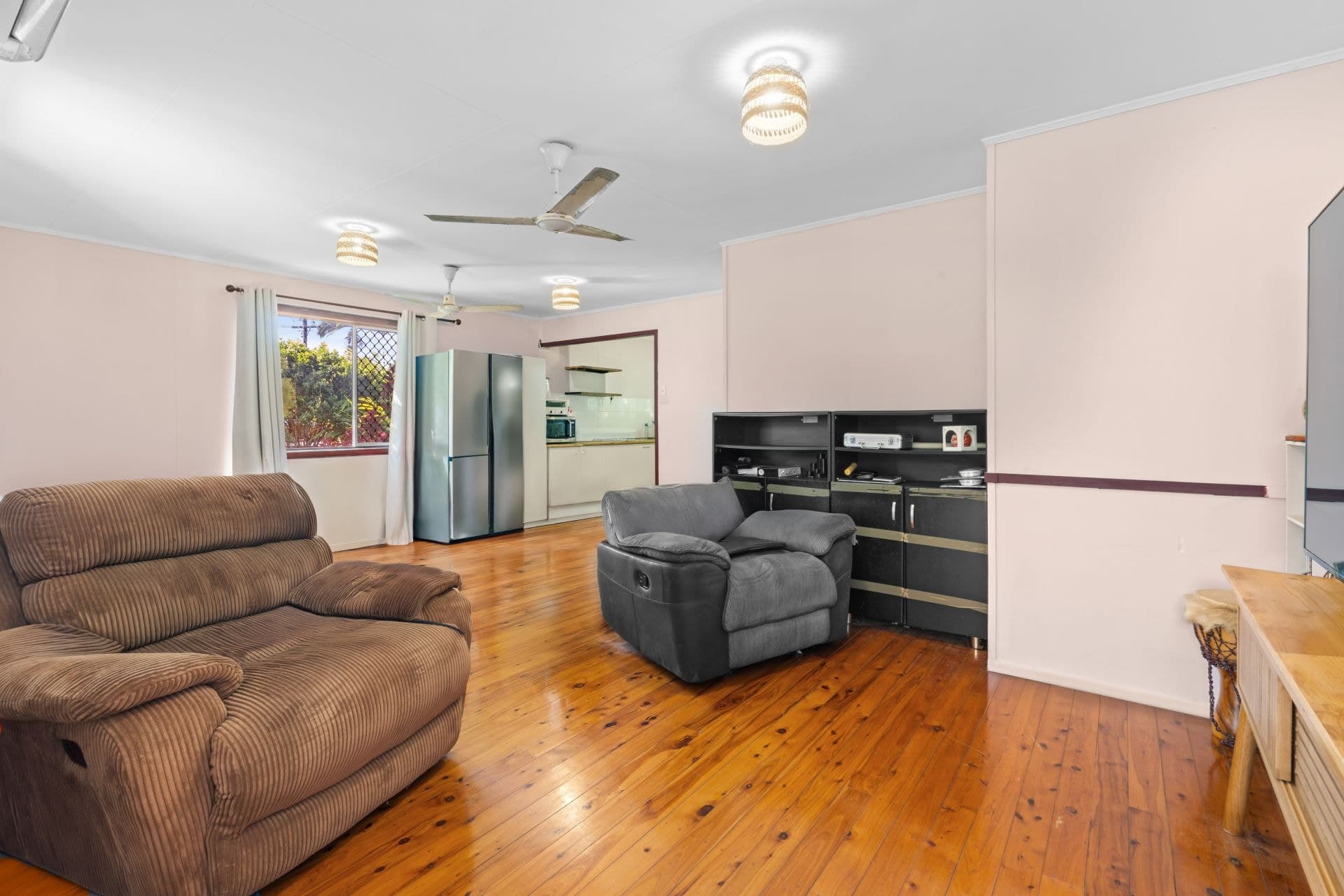 2 Witney Street, Manoora QLD, Manoora - Thumbnail 5