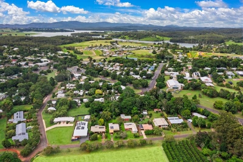 23 Beech Street, Yungaburra QLD, Yungaburra - Thumbnail 2