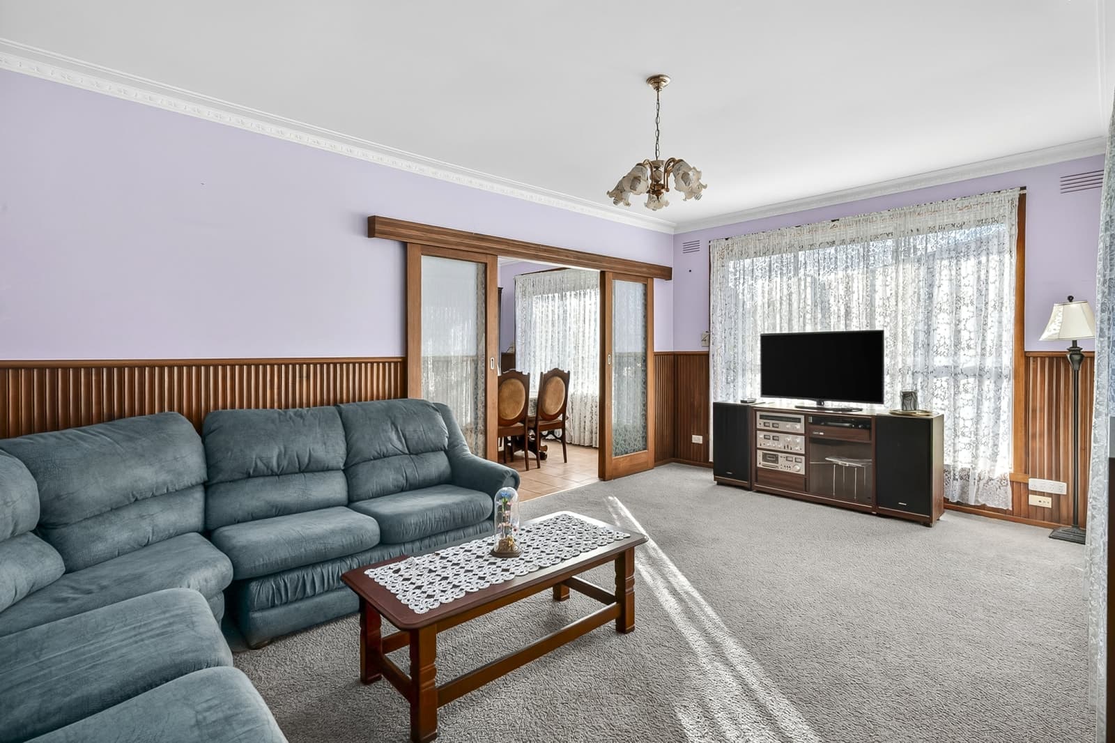 27 Willow Crescent, BELL PARK, Bell Park - Thumbnail 2