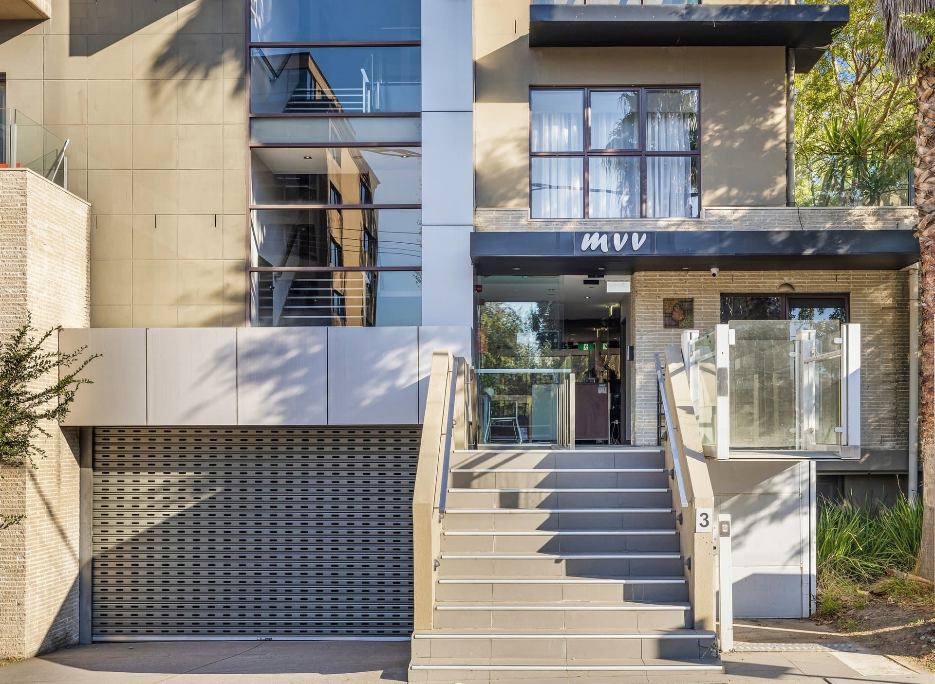8/3 Studley Park Road, Kew - Image 1