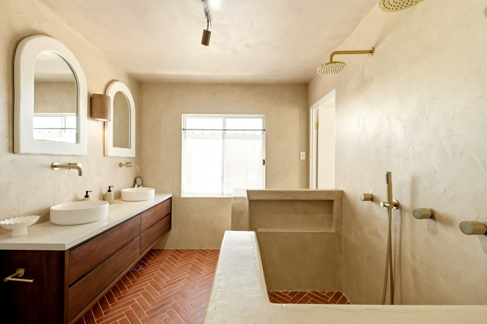 21 Kurumba Street, KIPPA-RING, Kippa-Ring - Thumbnail 4