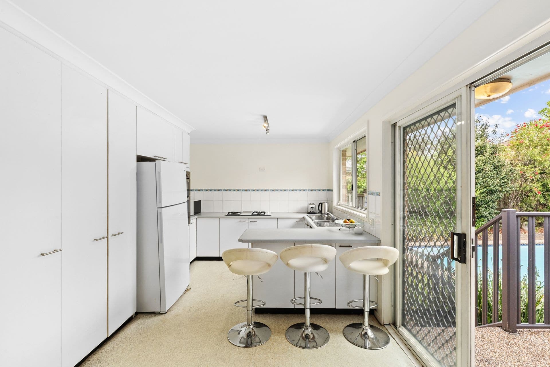 3 Rossian Place Cherrybrook NSW, Cherrybrook - Thumbnail 2