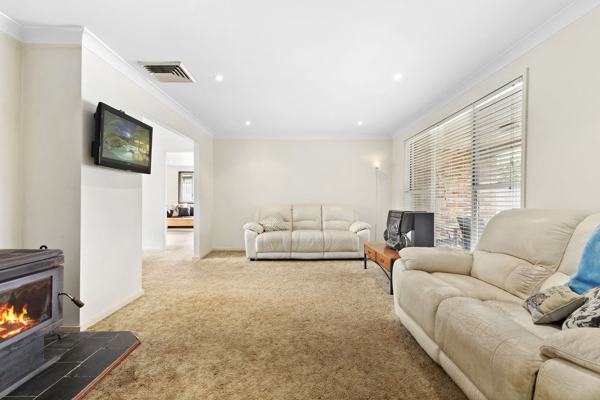 3 Rossian Place Cherrybrook NSW, Cherrybrook - Thumbnail 3