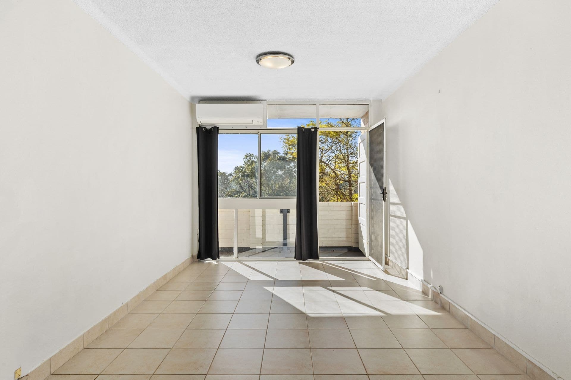 10/4-6 Sherbrooke Road West Ryde NSW, West Ryde - Thumbnail 2
