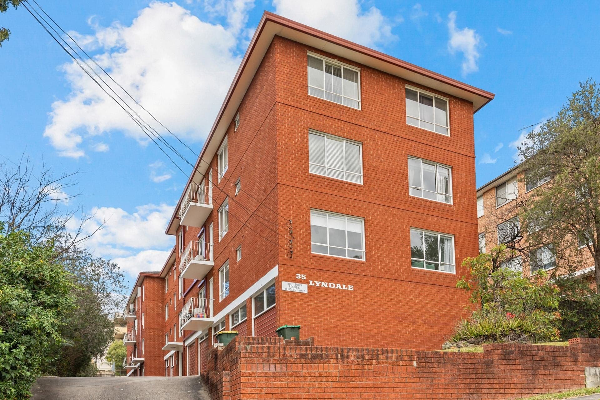 2/35 Meadow Crescent MEADOWBANK NSW, Meadowbank - Image 1