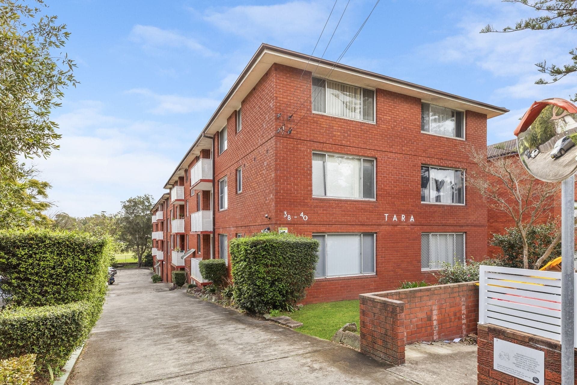 10/38-40 Meadow Crescent Meadowbank NSW, Meadowbank - Image 1