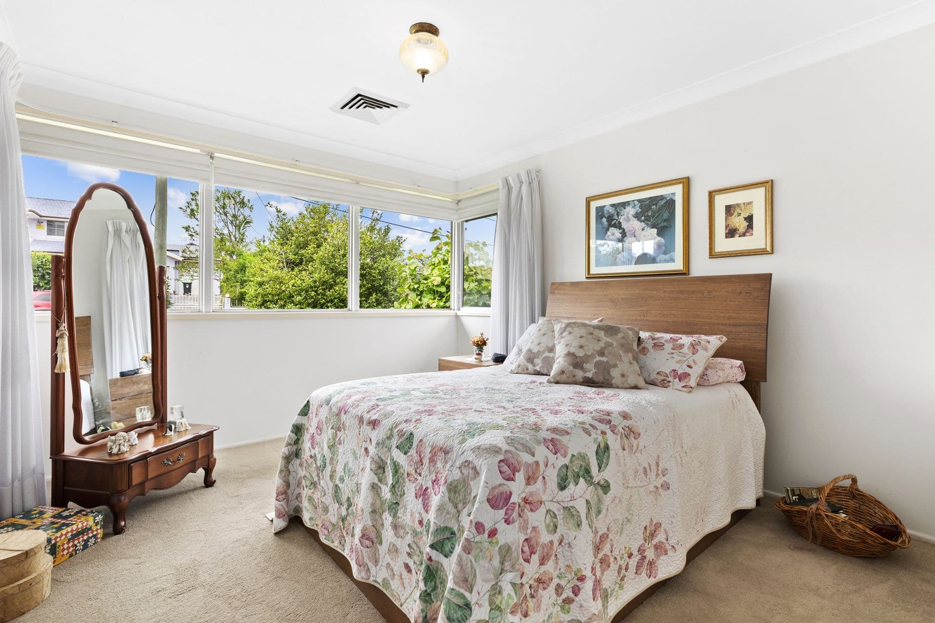 230 Caroline Chisholm Drive Winston Hills NSW, Winston Hills - Thumbnail 3