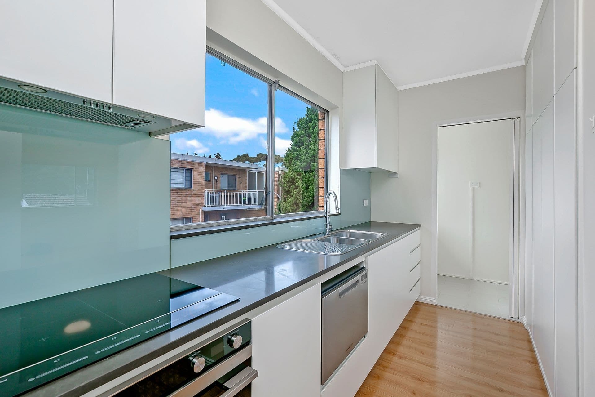 9/9-11 Meadow Crescent Meadowbank NSW, Meadowbank - Thumbnail 5