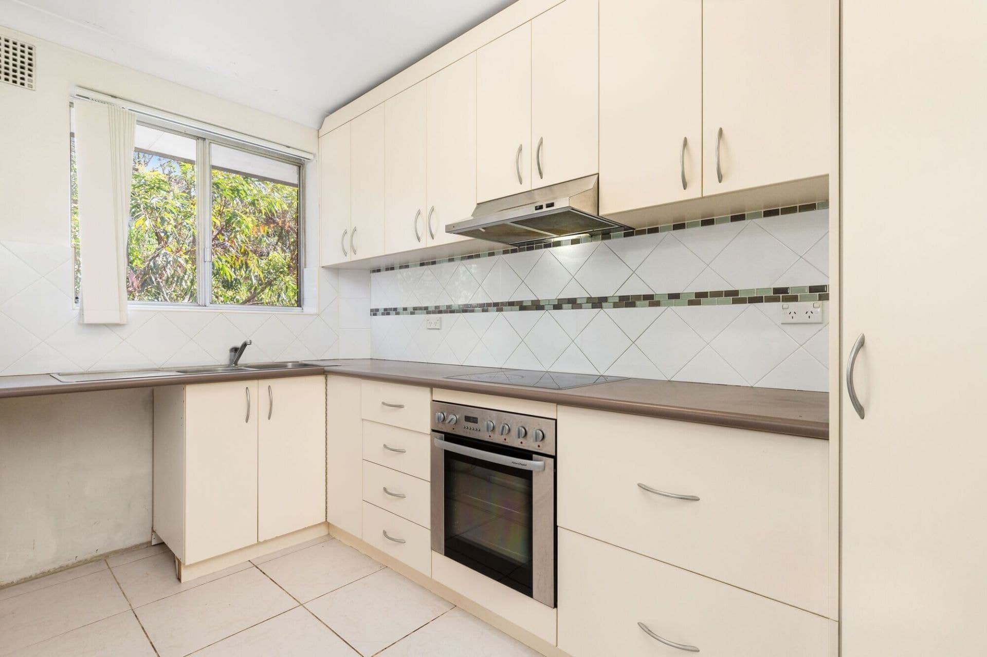11/4 Adelaide Street West Ryde NSW, West Ryde - Thumbnail 2