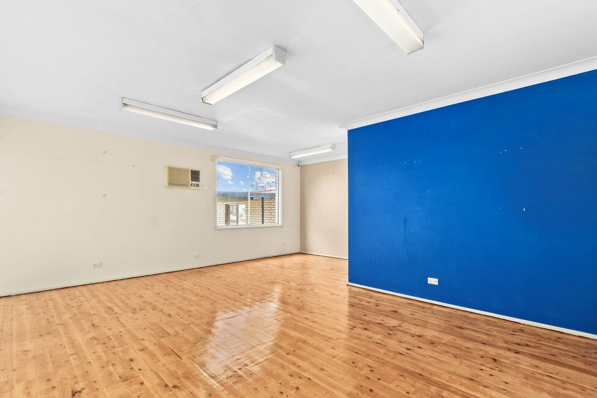 168 Windsor Road Winston Hills NSW, Winston Hills - Thumbnail 2
