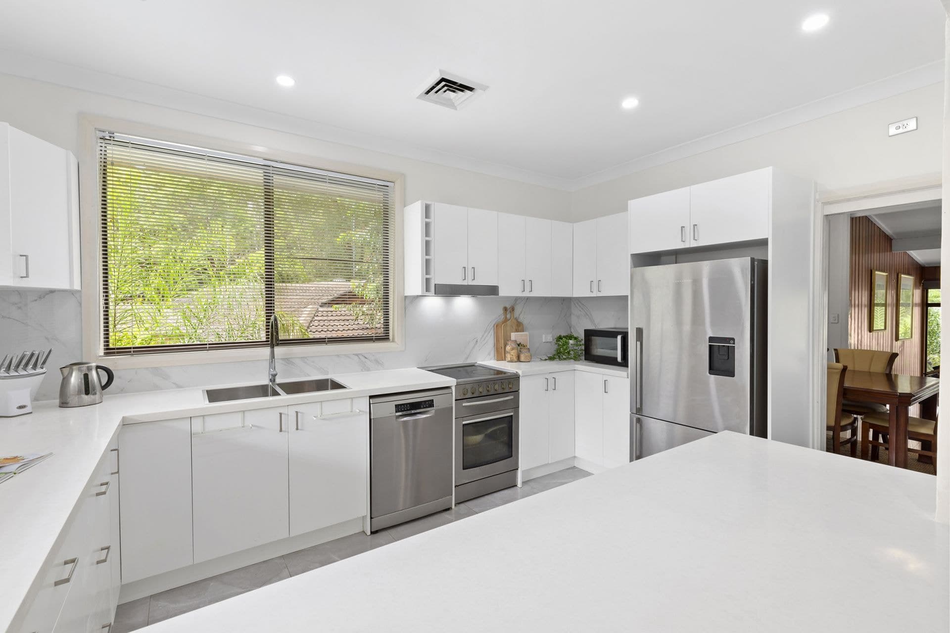 21 Northam Drive North Rocks NSW, North Rocks - Thumbnail 2