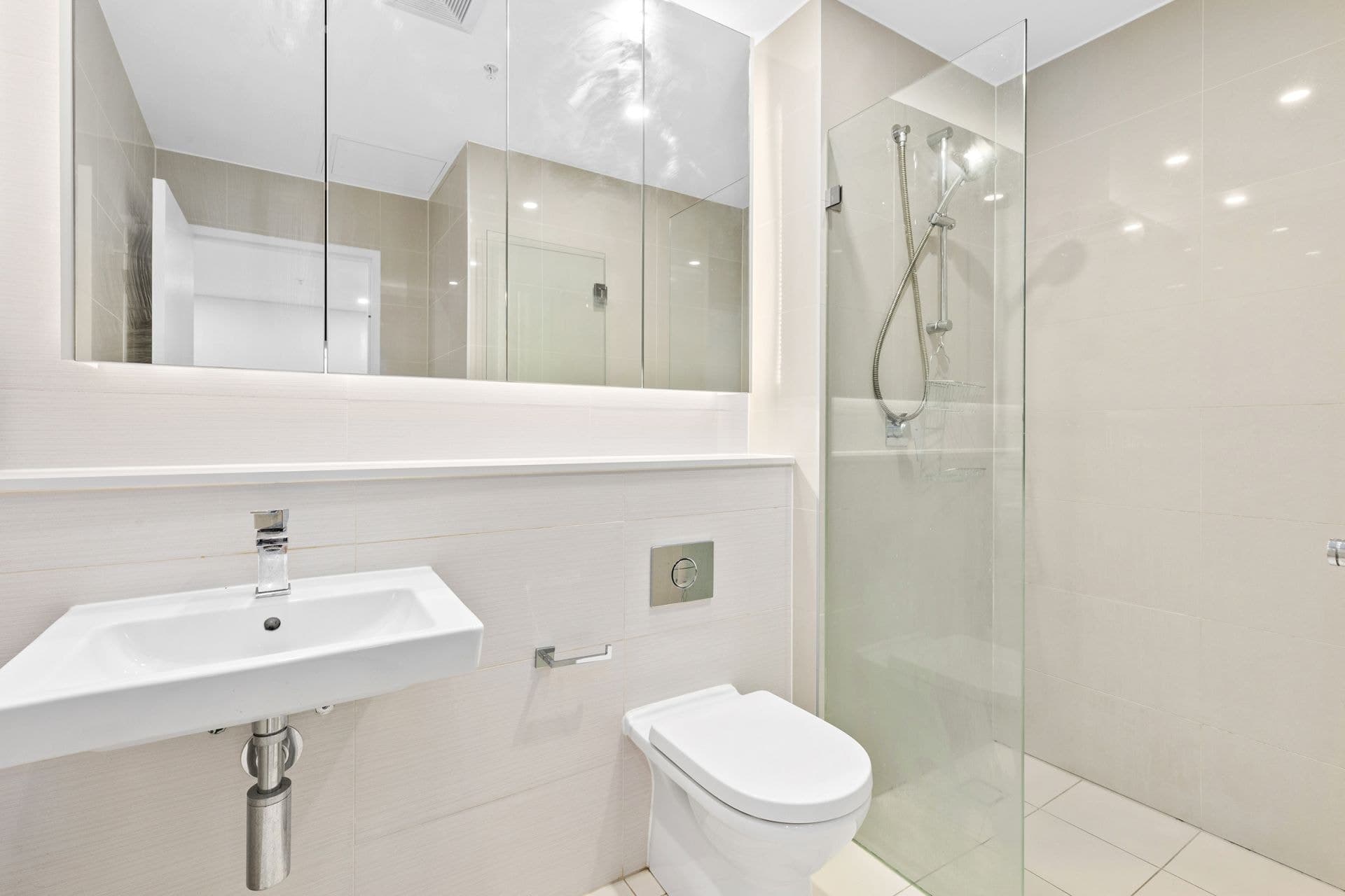 B4301/1 Hamilton Crescent Ryde NSW, Ryde - Thumbnail 3