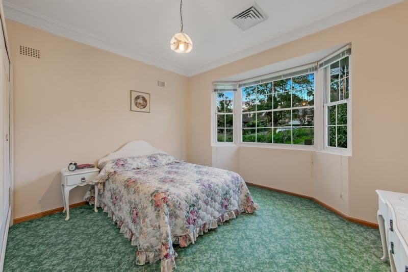 7 Brushford Avenue Castle Hill NSW, Castle Hill - Thumbnail 4