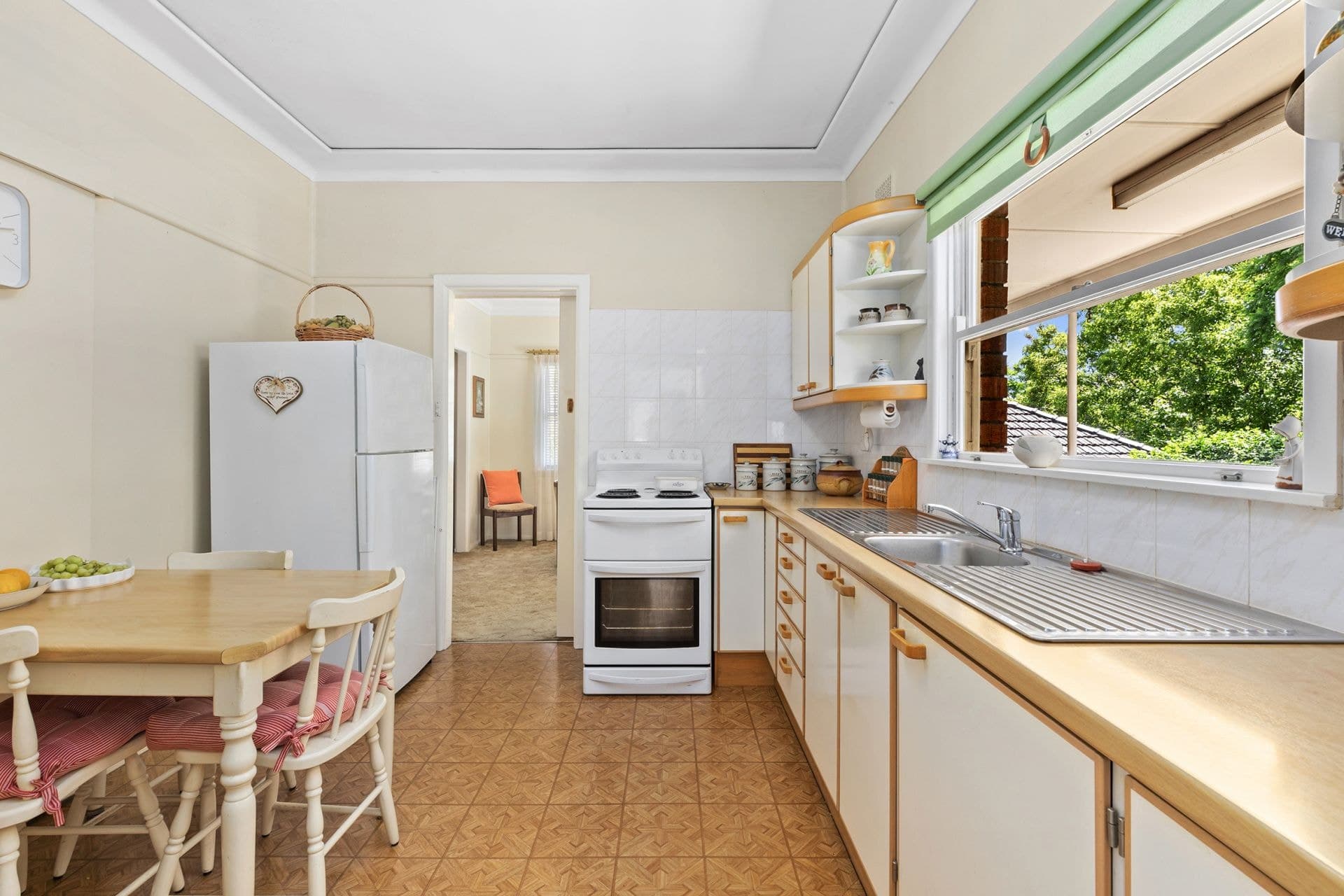Denistone West, Denistone West - Thumbnail 2