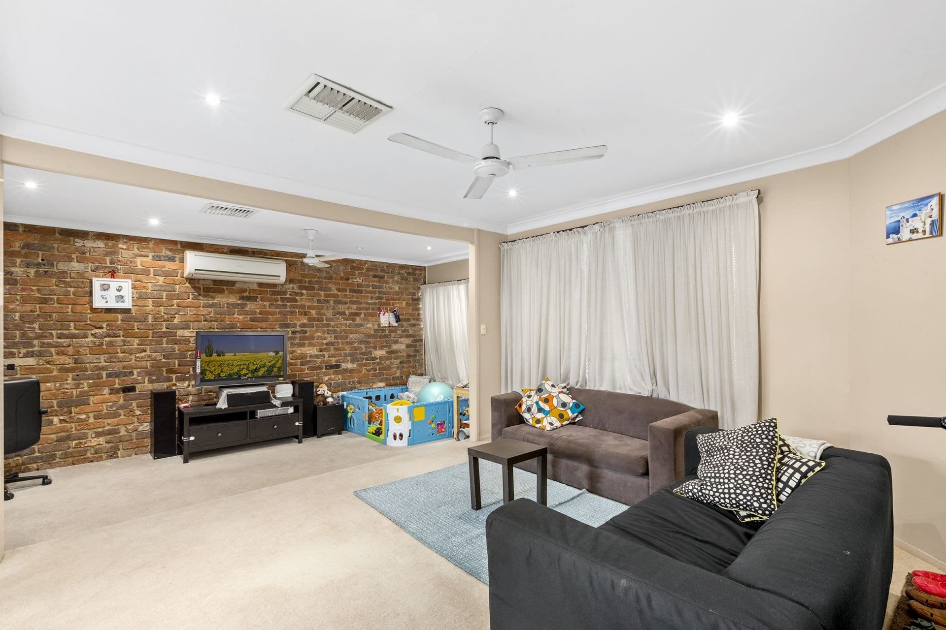 38 Jupiter Street Winston Hills NSW, Winston Hills - Thumbnail 2