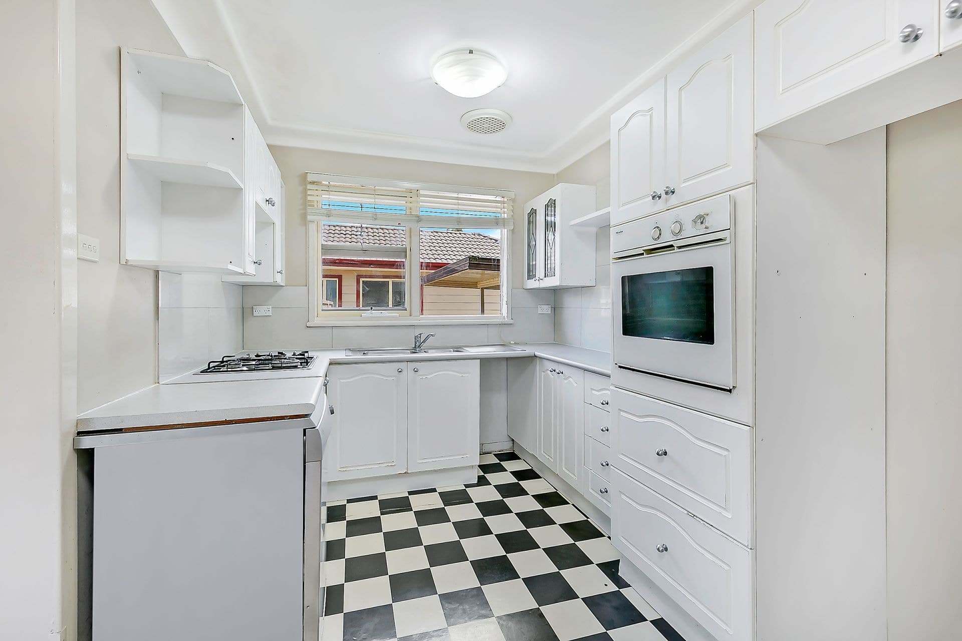 19 Garden Street Blacktown NSW, Blacktown - Thumbnail 2