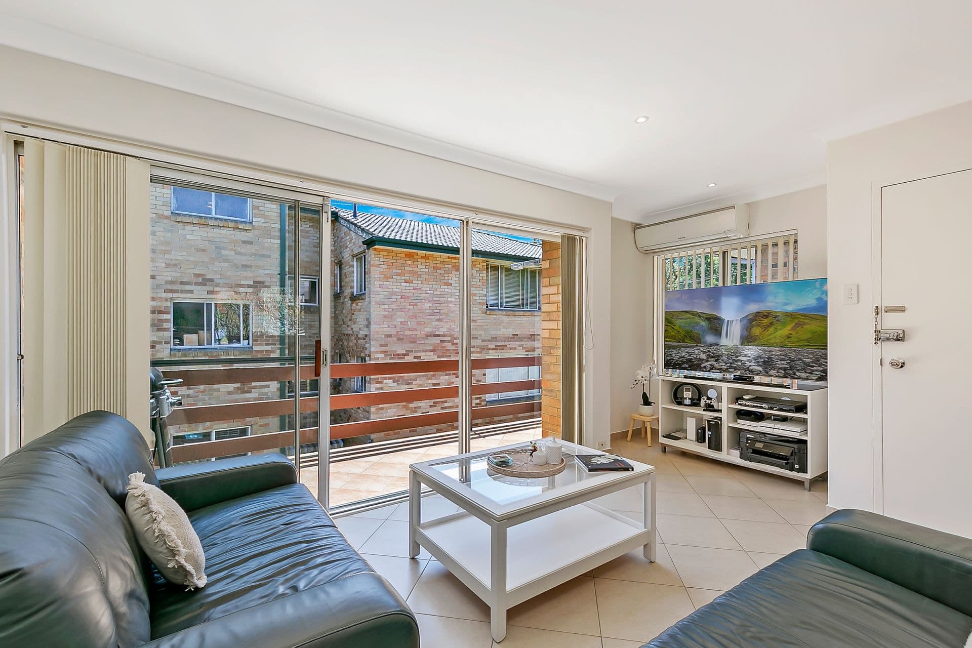 6/16 Bank Street Meadowbank NSW, Meadowbank - Thumbnail 2