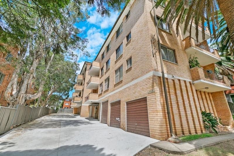 11/31 Meadow Crescent MEADOWBANK NSW, Meadowbank - Image 1