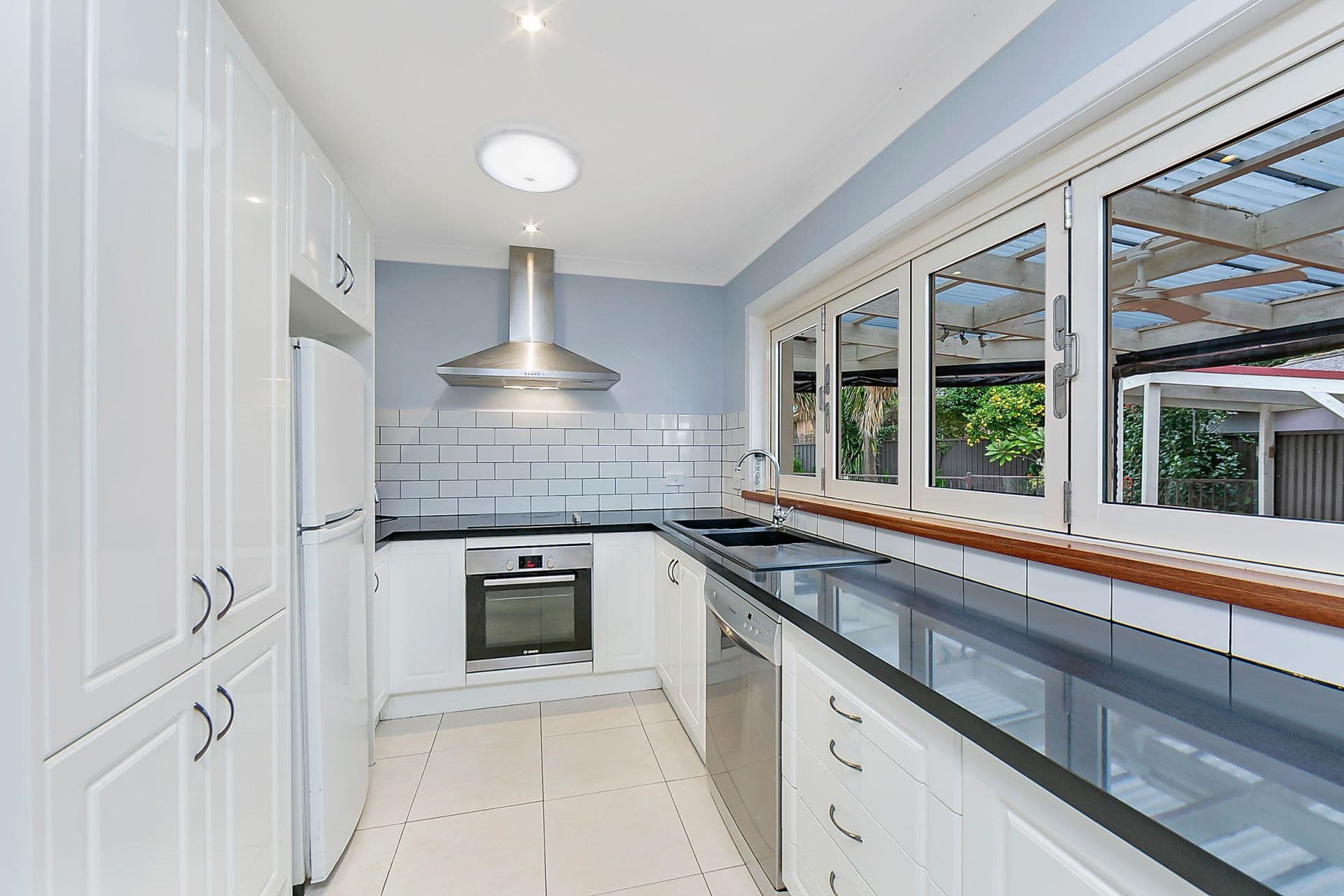 16 Lodge Avenue Old Toongabbie NSW, Old Toongabbie - Thumbnail 3