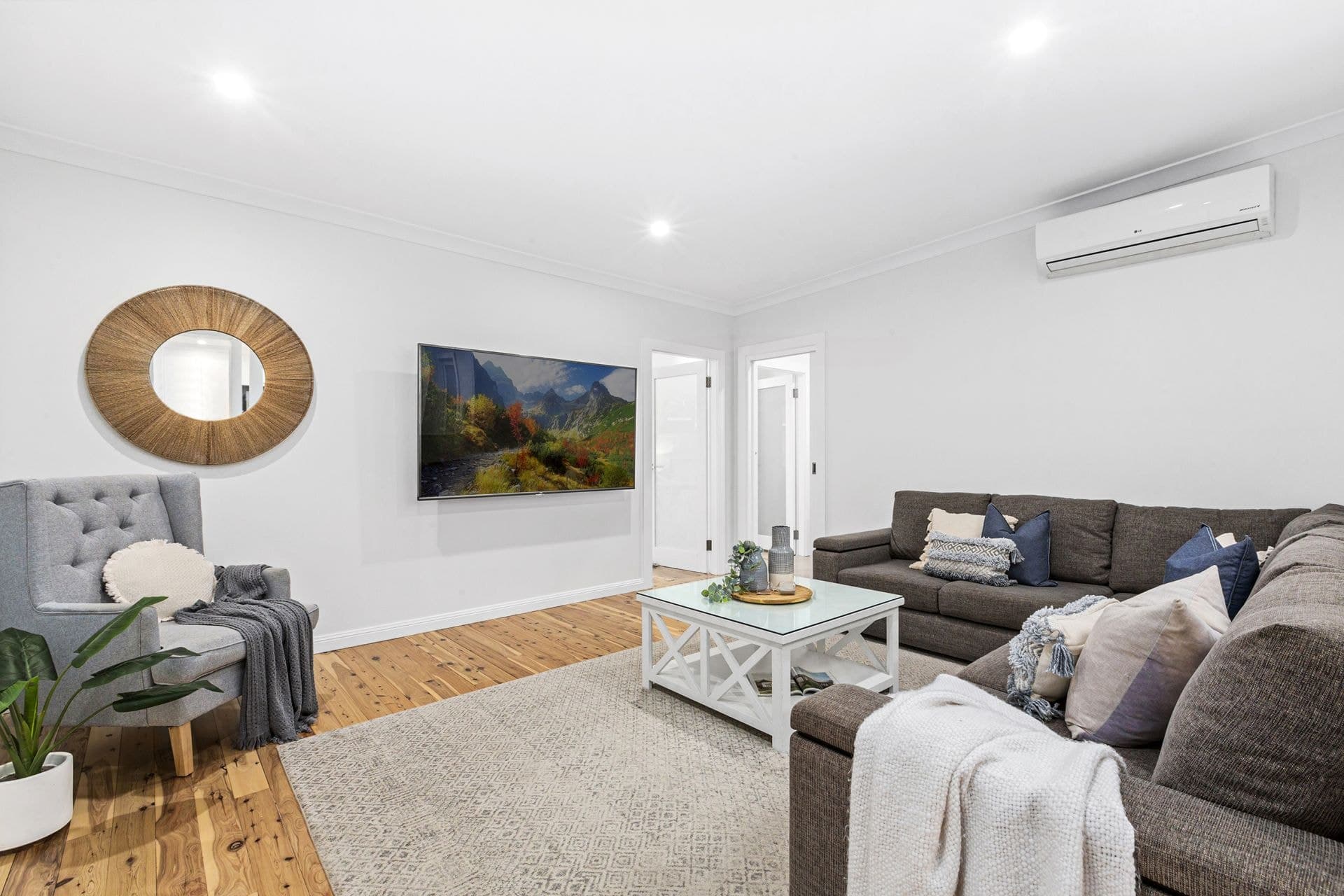 13 Huxley Drive Winston Hills NSW, Winston Hills - Thumbnail 2