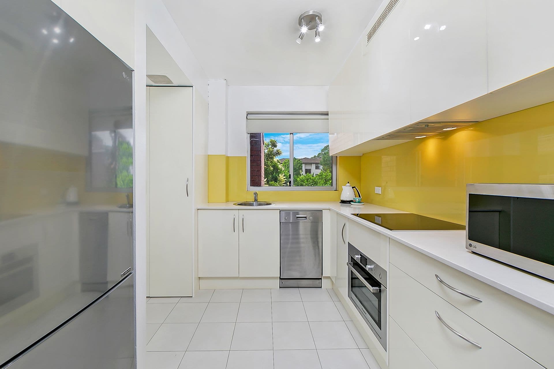 17/12 Meadow Crescent Meadowbank NSW, Meadowbank - Thumbnail 2