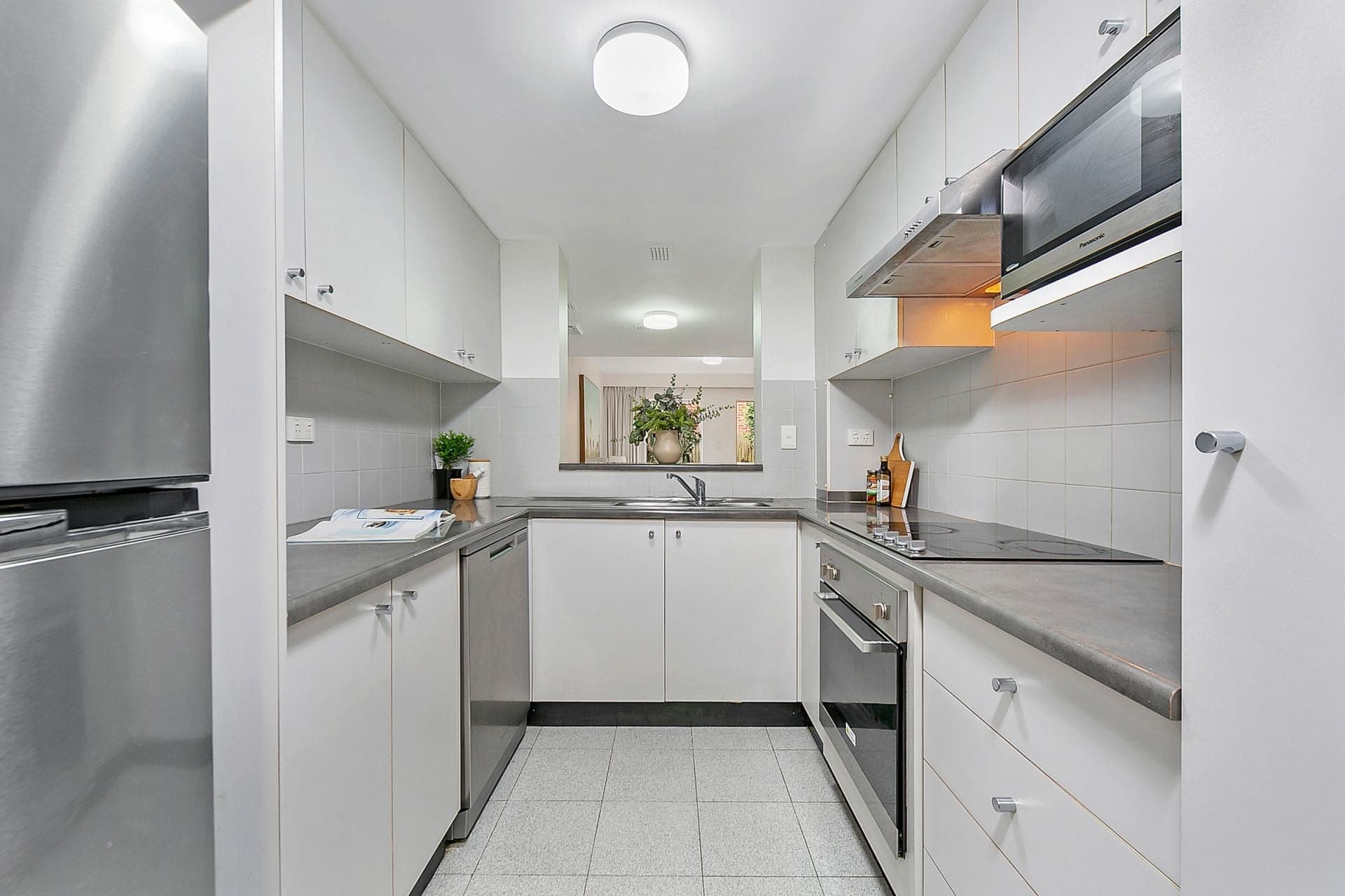 8/2-12 Busaco Road Marsfield NSW, Marsfield - Thumbnail 3