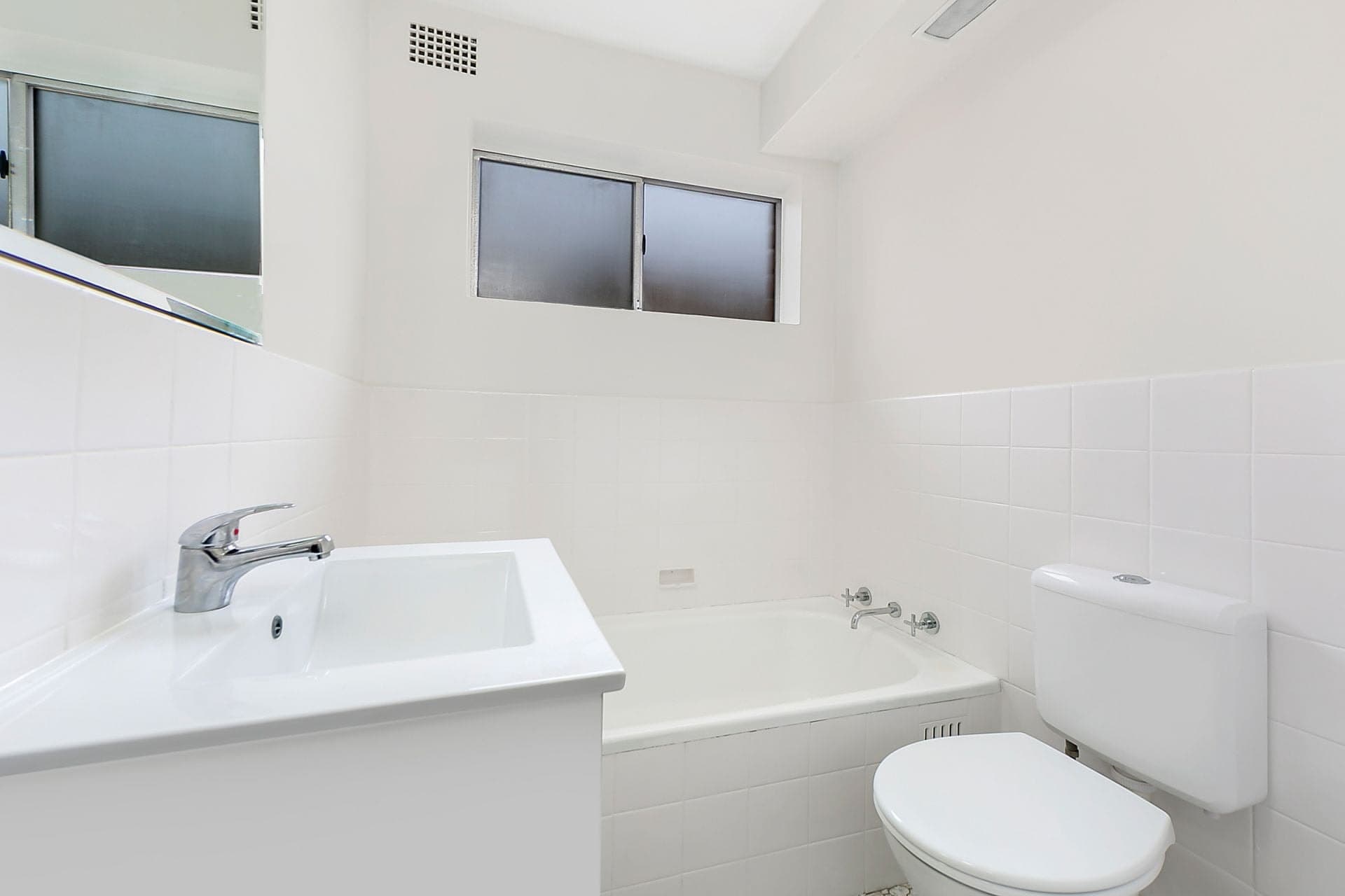 9/12 Meadow Crescent Meadowbank NSW, Meadowbank - Thumbnail 8