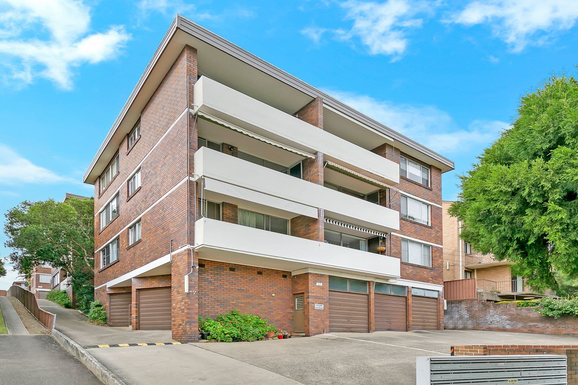 1/17 Meadow Crescent Meadowbank NSW, Meadowbank - Thumbnail 2