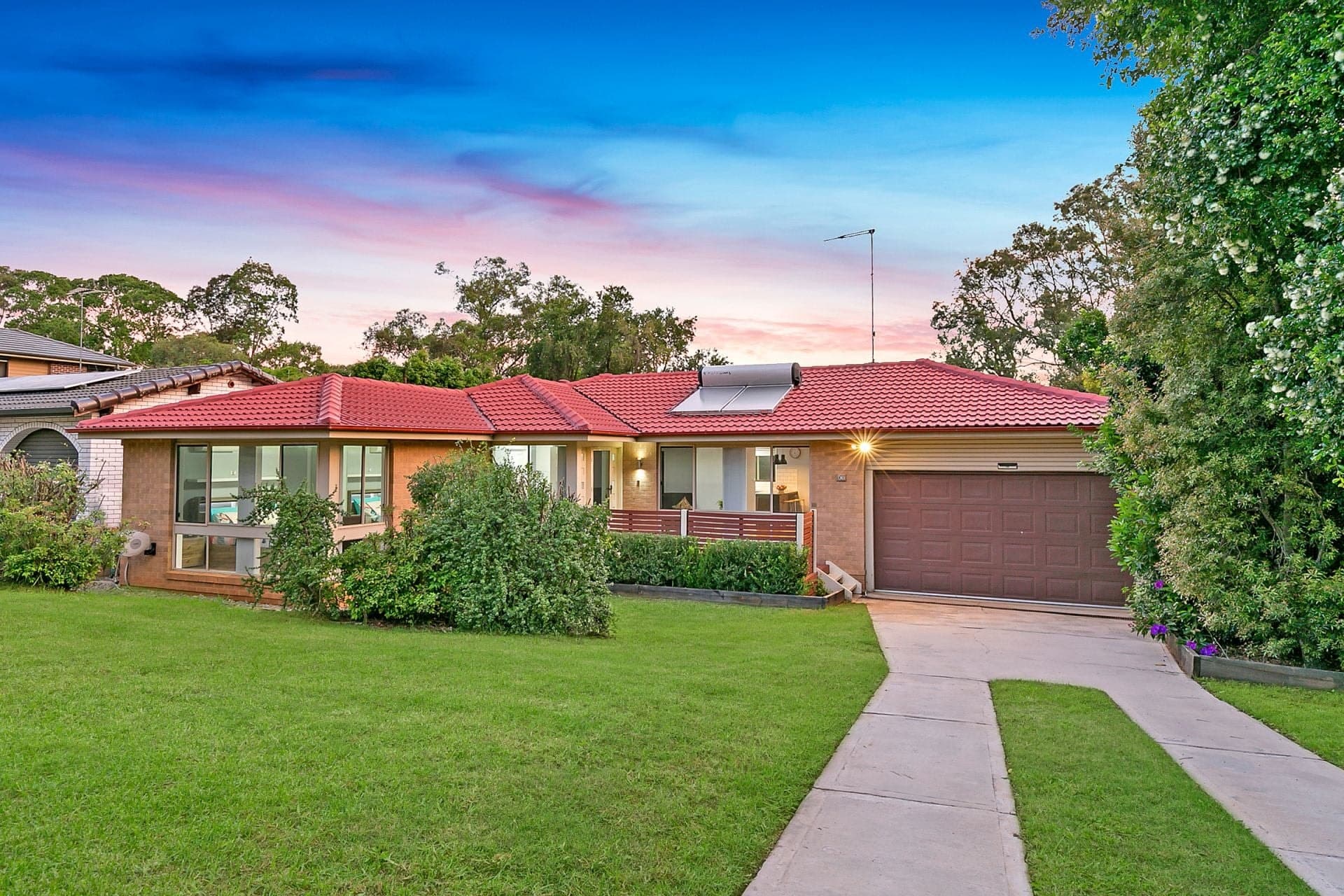 81 Hutchins Crescent Kings Langley NSW, Kings Langley - Image 1