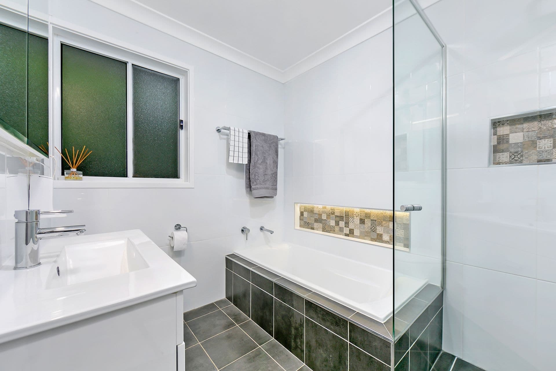 81 Hutchins Crescent Kings Langley NSW, Kings Langley - Thumbnail 6