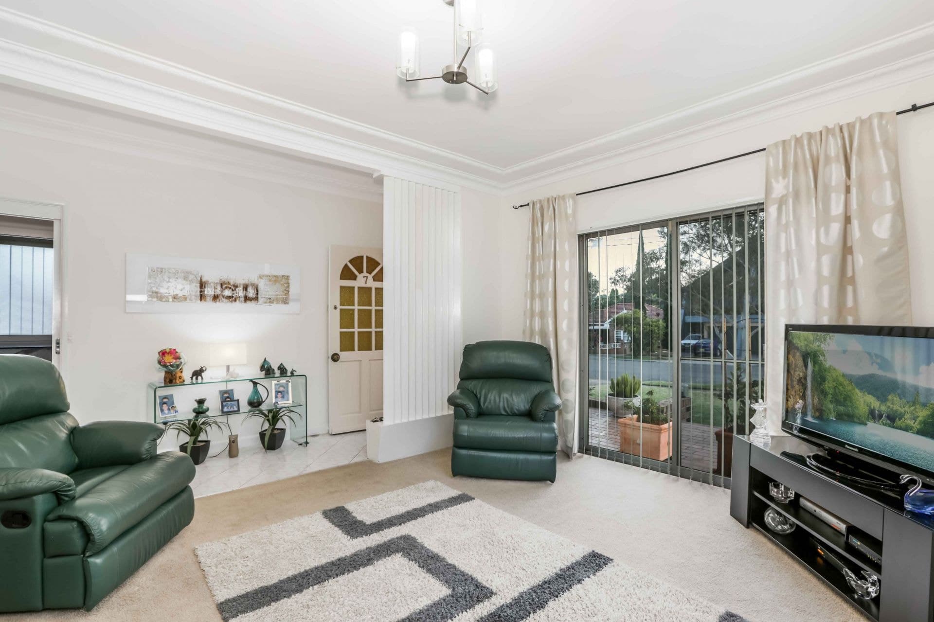7 Rogers Street Roselands NSW, Roselands - Thumbnail 2