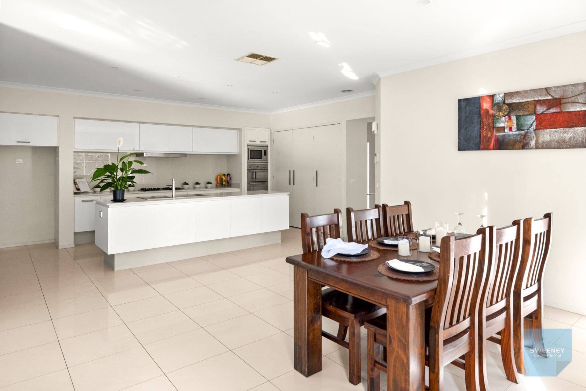 31 Kororoit Approach, Caroline Springs - Thumbnail 8