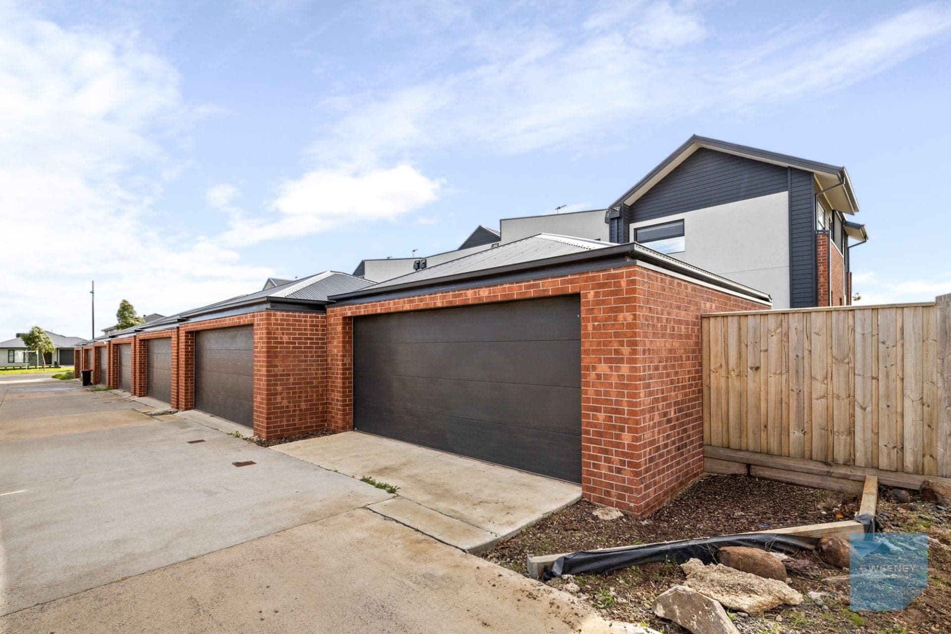 1 Bliss Walk, Fraser Rise - Image 1