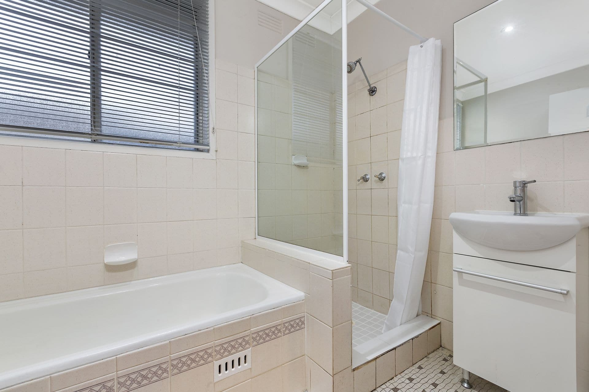 21 Selkirk Street Winston Hills NSW, Winston Hills - Thumbnail 5