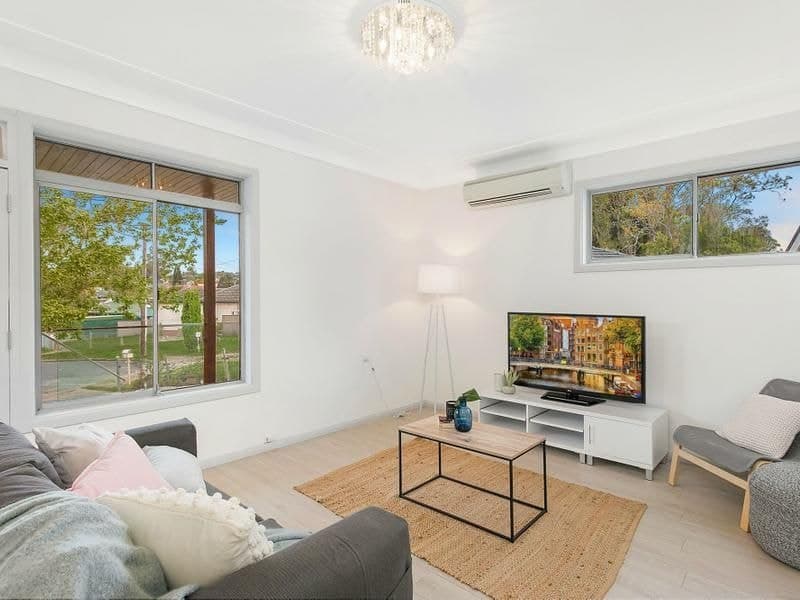 4 Cook Place Lalor Park NSW, Lalor Park - Thumbnail 2