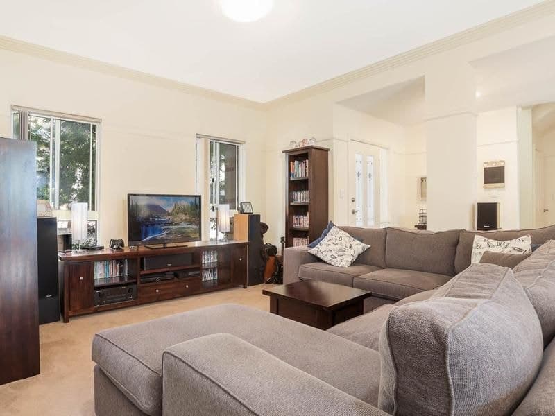 10/1 Kenneth Avenue BAULKHAM HILLS NSW, Baulkham Hills - Thumbnail 2