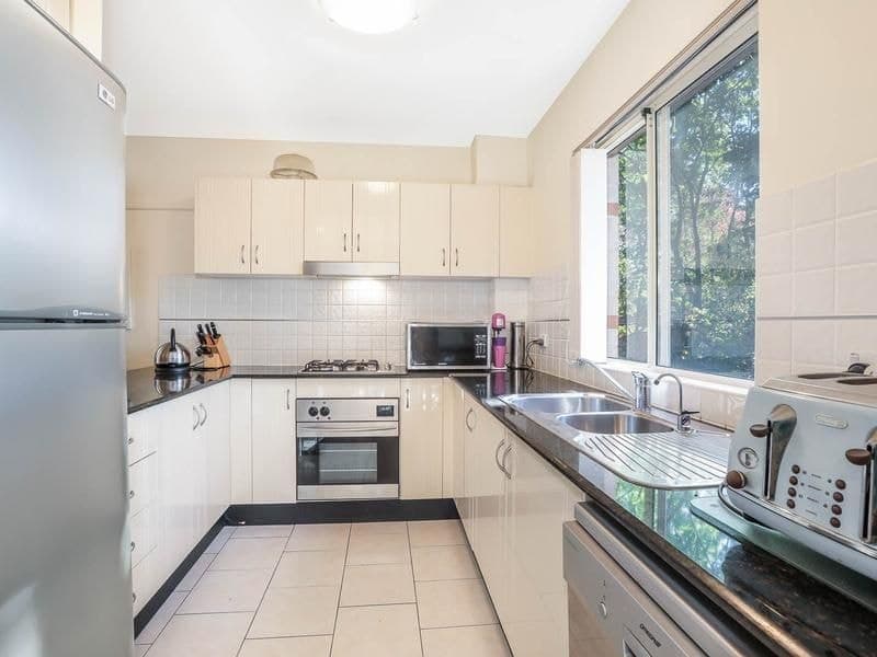 10/1 Kenneth Avenue BAULKHAM HILLS NSW, Baulkham Hills - Thumbnail 4