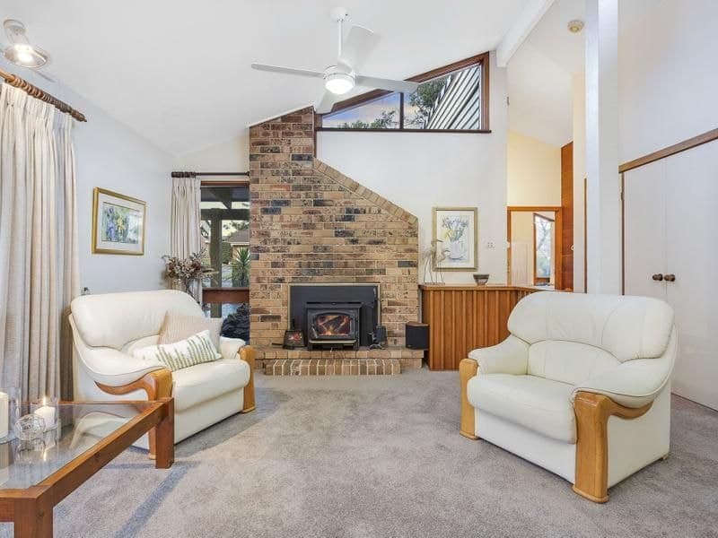 29 Chiltern Crescent CASTLE HILL NSW, Castle Hill - Thumbnail 3