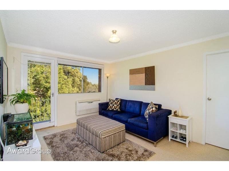 24/38-40 Meadow Crescent MEADOWBANK NSW, Meadowbank - Thumbnail 2