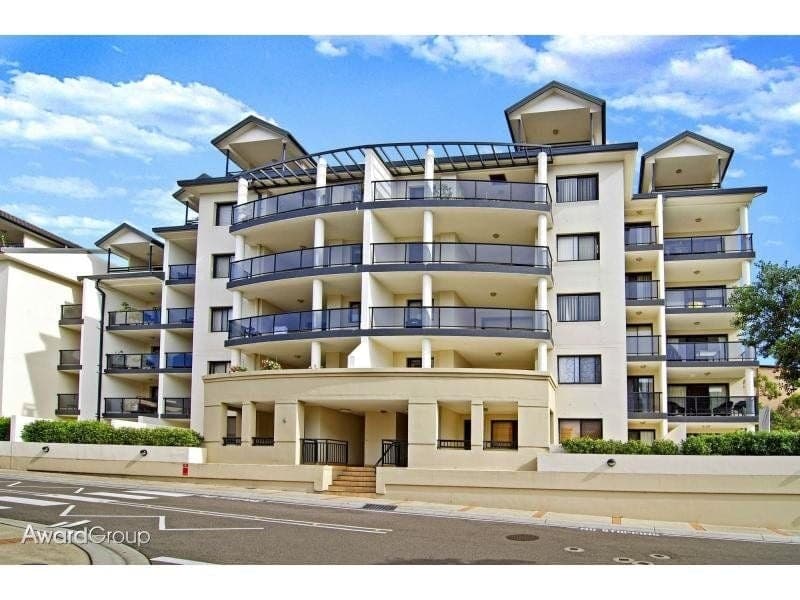 20/4 Taylors Drive LANE COVE NSW, Lane Cove - Image 1