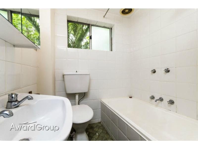 1/9A Cambridge Street GLADESVILLE NSW, Gladesville - Thumbnail 5