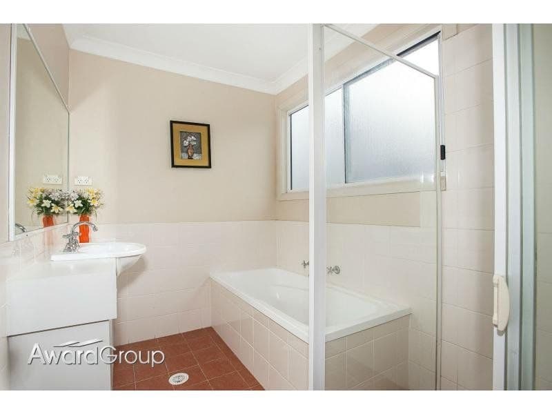 8/16 Wyldwood Crescent BAULKHAM HILLS NSW, Baulkham Hills - Thumbnail 5