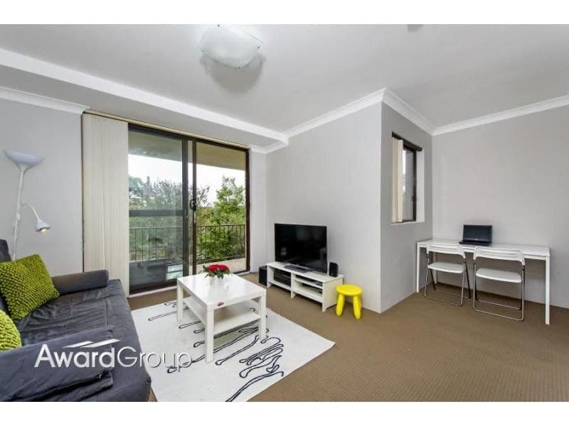 Unit 1/13-15 Meadow Crescent MEADOWBANK NSW, Meadowbank - Thumbnail 2