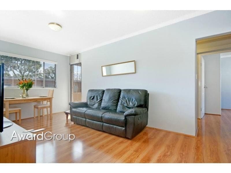9/7 Meadow Crescent Meadowbank NSW, Meadowbank - Image 1