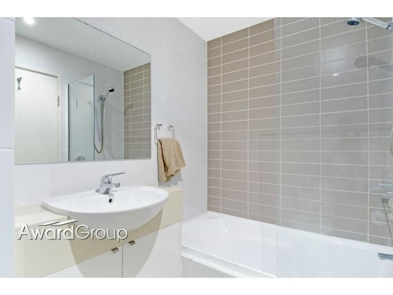 647/30 Baywater Drive WENTWORTH POINT NSW, Wentworth Point - Thumbnail 4