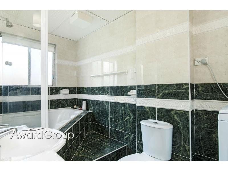 9/18-18A Meadow Crescent MEADOWBANK NSW, Meadowbank - Thumbnail 5